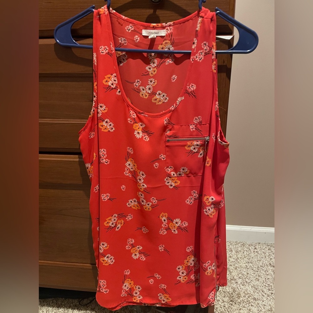 Maurices Red Sleeveless Tank Top with Floral Design